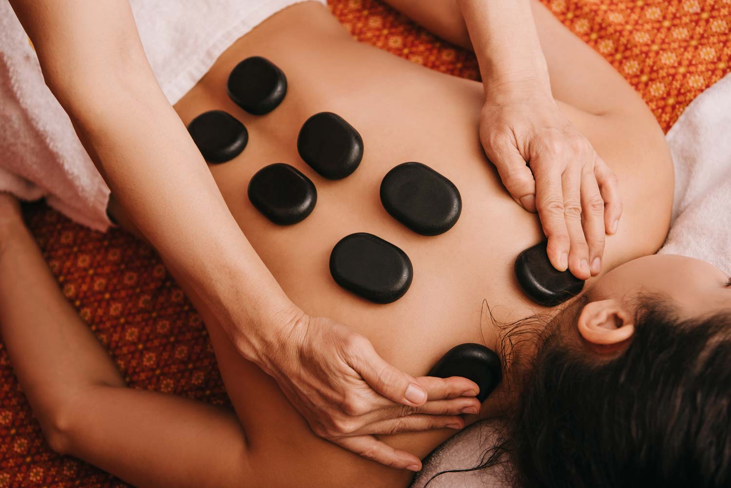 Wanida Thai-Massage Hot-Stone-Massage